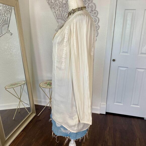 Lilly Pulitzer Cream White Embroidered Boho Silky Top Hollis Tunic Blouse M - Picture 3 of 8